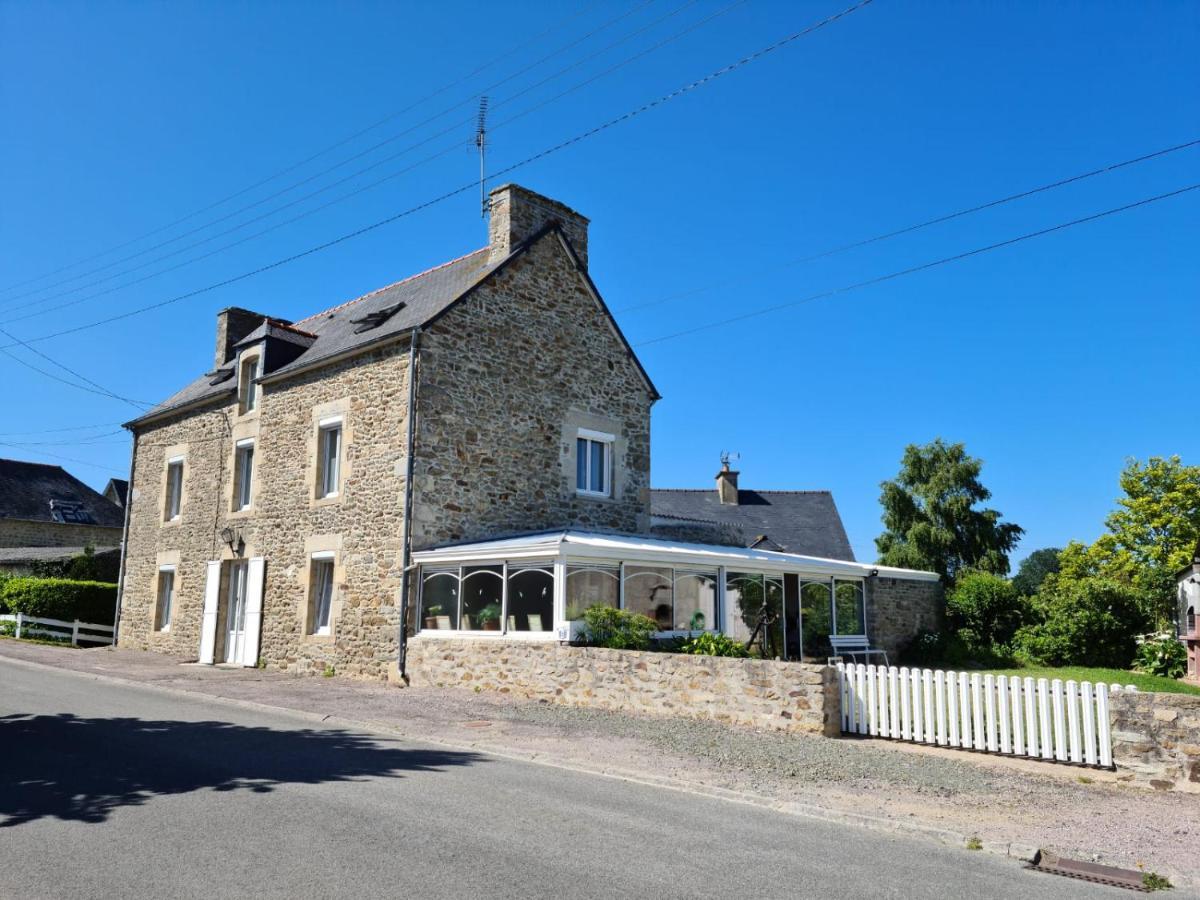 Bleu Outremer Saint-Cast-le-Guildo Esterno foto