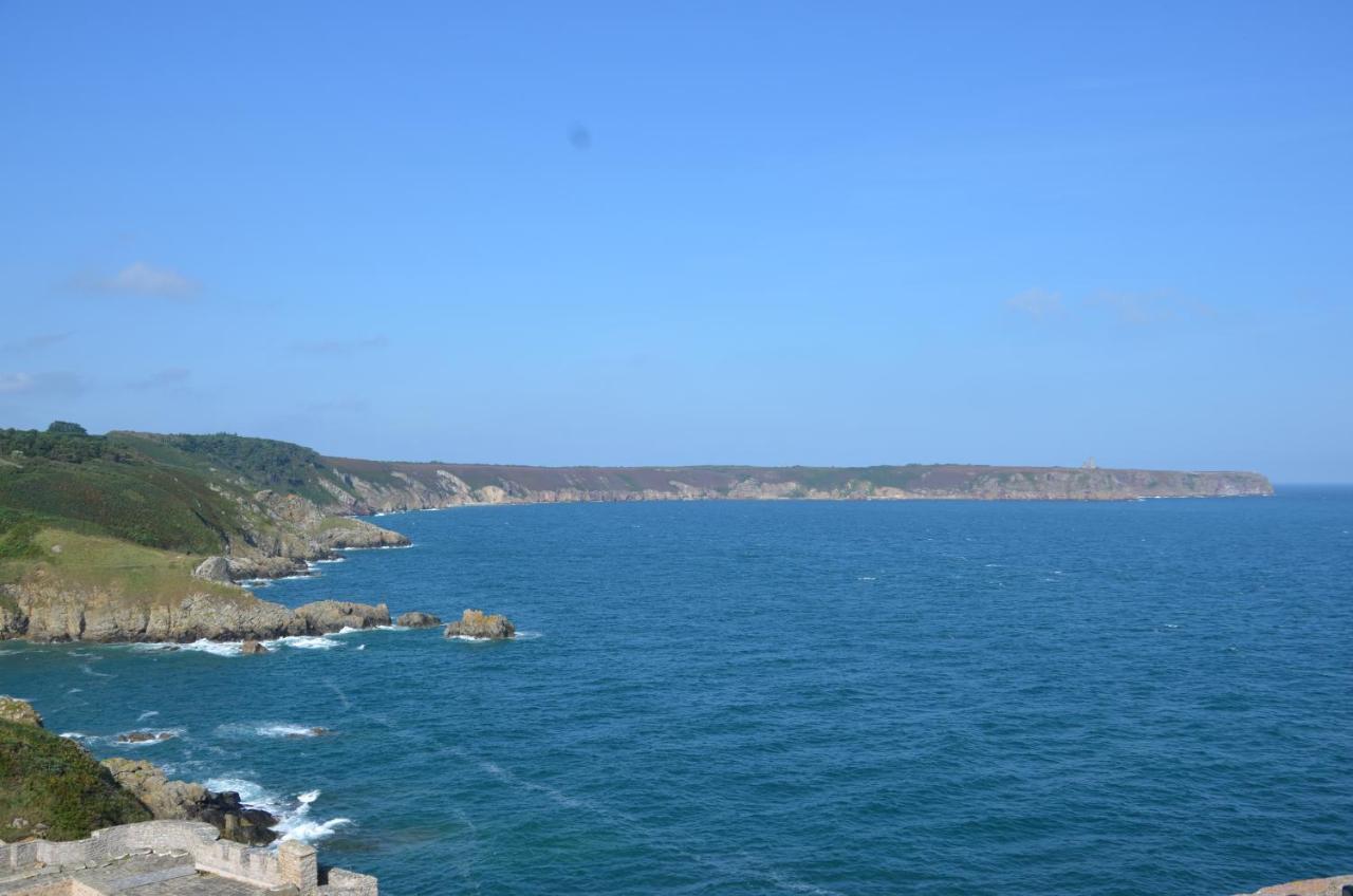 Bleu Outremer Saint-Cast-le-Guildo Esterno foto