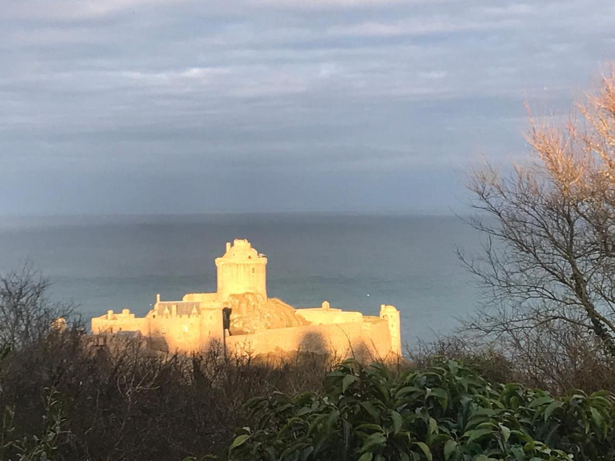 Bleu Outremer Saint-Cast-le-Guildo Esterno foto